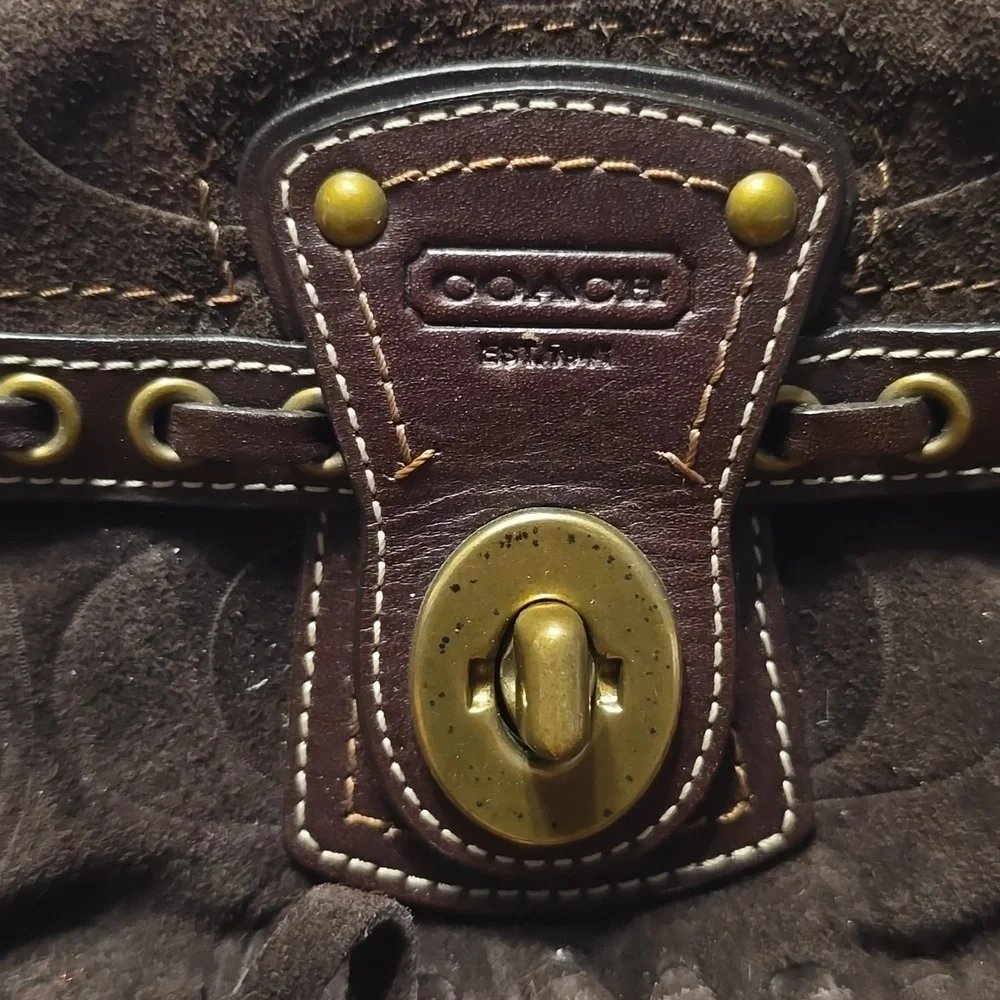 COACH Dark Brown Fringe Wristlet!Beautiful!!! - Picture 7 of 14